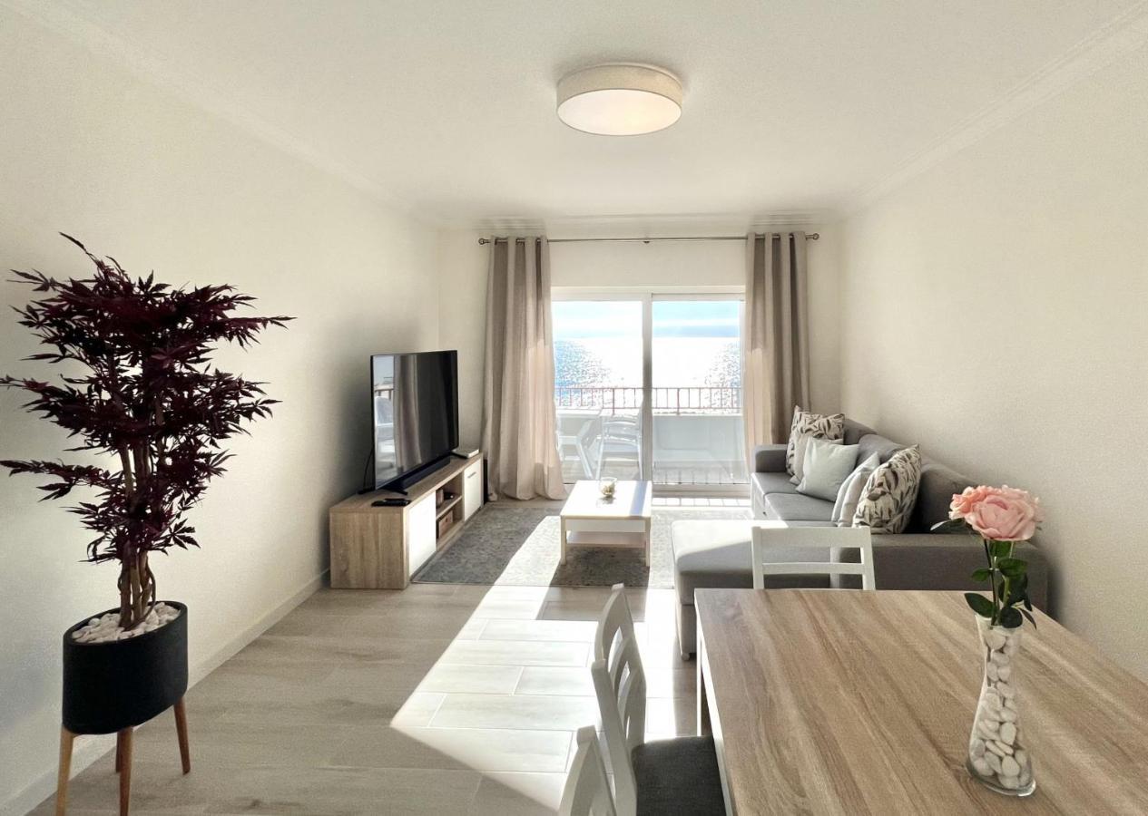 Oceanview - Sea Front By Hd